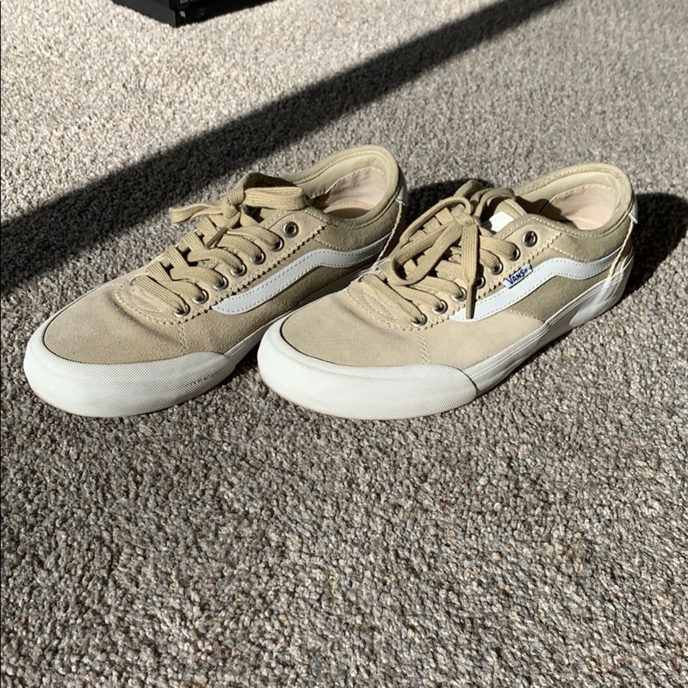 Beige Vans Chima Ferguson Pro 2 - Size 9 Men’s